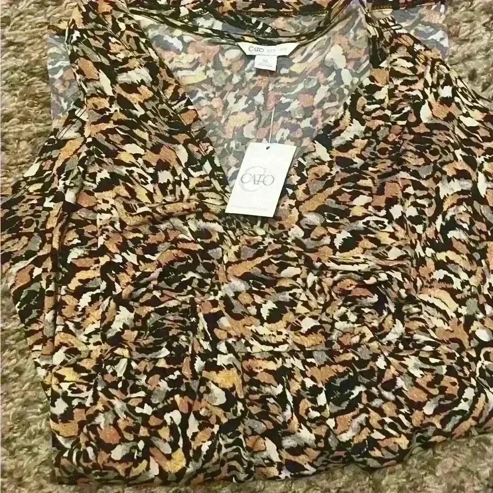 Brand New Cato Gold and Black Blouse Size‎ XL #2214